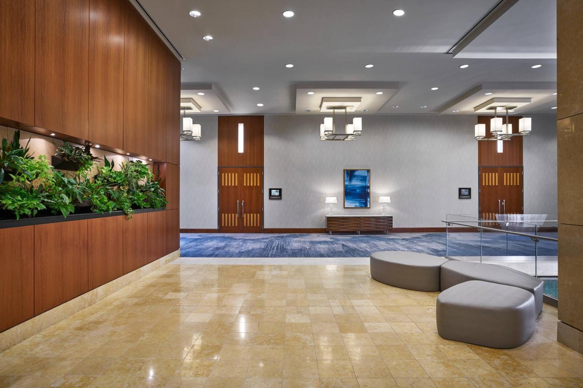 The Westin Virginia Beach Town Center Exterior photo